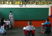 Inclusão de disciplinas na Base Comum Curricular divide opiniões