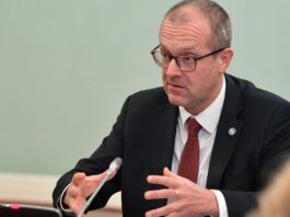 A Organização Mundial da Saúde adverte, Ômicron se espalha no Leste Europeu, onde índice de vacinação é baixo