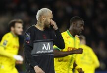 Nantes resolve no primeiro tempo e vence PSG; Neymar faz gol e perde pênalti
