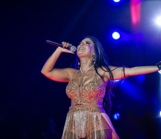 Cantora da Banda Calcinha Preta, Paulinha, está com bactéria no cérebro
