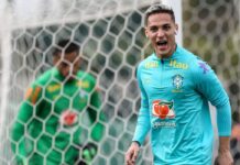 Tite esboça seleção com possível estreia de Antony entre os titulares