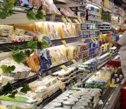 Setor supermercadista foi o que mais gerou empregos durante a pandemia