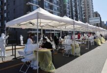 Pequim alerta para surto “explosivo” de covid-19