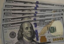 Dólar sobe para R$ 4,87 após anúncio da PEC dos Combustíveis