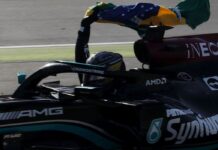 Piloto Lewis Hamilton recebe título honorário de cidadão brasileiro