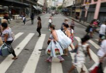 Covid-19: Brasil tem 49,7 mil novos casos e 280 óbitos em 24 horas