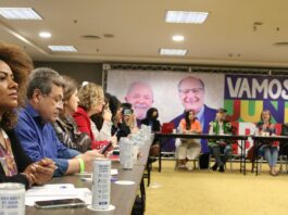 PT oficializa chapa Lula-Alckmin para disputar a Presidência