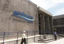 Concurso da Embasa publica edital com 930 vagas; salários chegam a R$ 8,3 mil