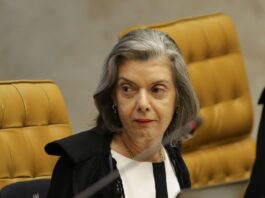 Cármen Lúcia é eleita ministra efetiva do TSE