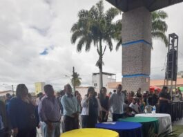 Desfile Cívico em Macajuba, confira!