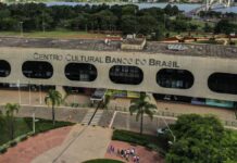 Guido Mantega pede desligamento da equipe de transição