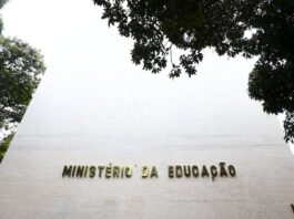 MEC estuda retomar programa voltado para profissionais da educação
