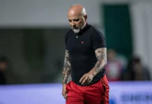 Flamengo espera substituto imediato para demitir Sampaoli; saiba valor da multa