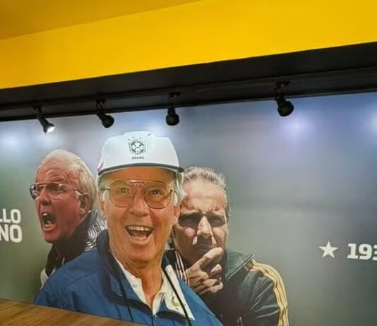 Zagallo: velório do ex-jogador e ex-técnico acontece na sede da CBF, no Rio, Confira;