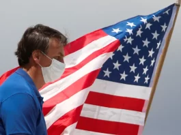 PF diz que Bolsonaro aguardaria tentativa de golpe morando nos EUA, para onde transferiu R$ 800 mil