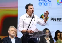 Ministro da Educação diz que professor tem que ser bem remunerado