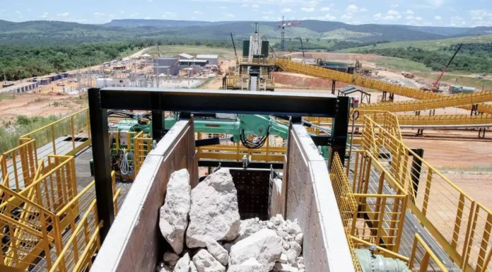 Minerais críticos e estratégicos empregam 129 mil pessoas no Brasil BNDES vai investir R$ 50 bilhões em projetos de minerais críticos