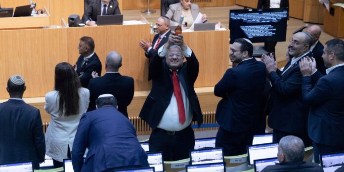 Israel aprova lei que cria tribunal especial para julgar palestinos