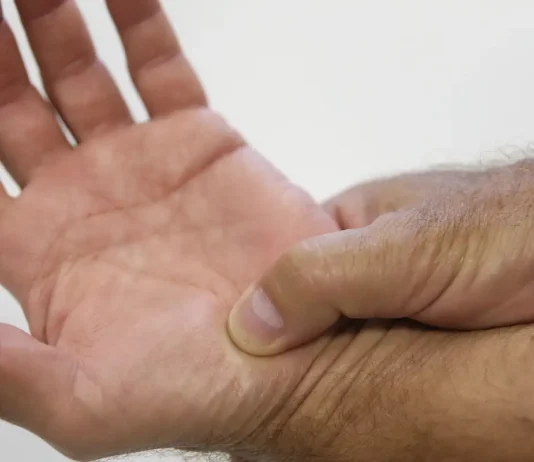 Fibromialgia afeta entre 2% e 3% da população brasileira Fibromialgia afeta entre 2% e 3% da população brasileira