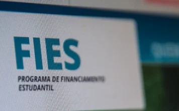 Desenrola Fies registra R$ 1 bilhão renegociados em apenas um dia Desenrola Fies registra R$ 1 bilhão renegociados em apenas um dia