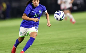 Marta volta à seleção feminina para 2 amistosos contra EUA no Brasil Marta volta à seleção feminina para 2 amistosos contra EUA no Brasil