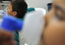 Casos de SRAG continuam em altos níveis em grande parte do país Casos de SRAG continuam em altos níveis em grande parte do país