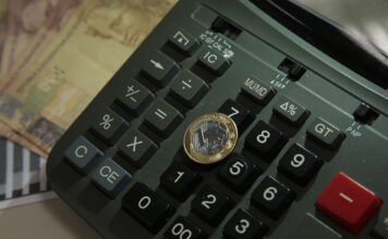 IPCA-15 fica em 0,62% em maio, segundo IBGE IPCA-15 fica em 0,62% em maio, segundo IBGE