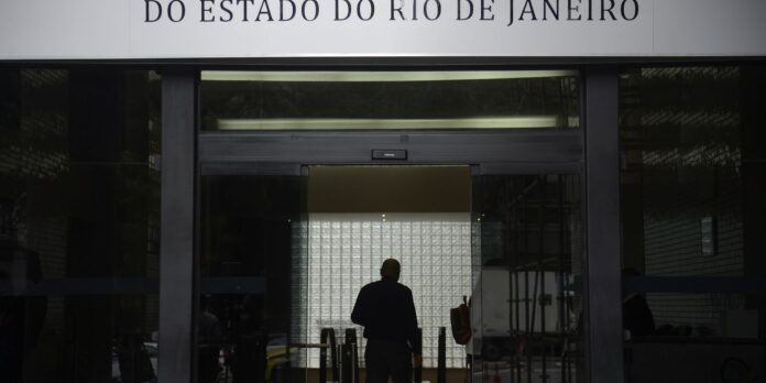 MP do Rio de Janeiro pede que justiça decrete falência da Refit