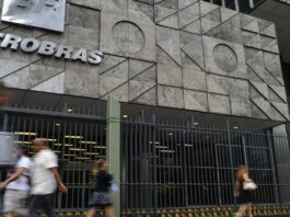 Petrobras fecha acordo para comprar gás dos EUA por mais de 20 anos