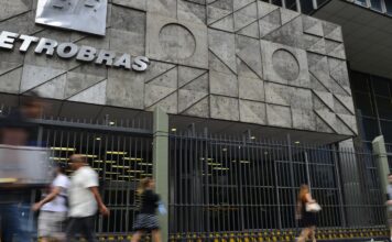 Petrobras fecha acordo para comprar gás dos EUA por mais de 20 anos