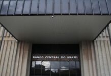 Mercado projeta inflação de 4,92% em 2026