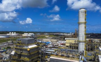 Refinarias da Petrobras operam com mais de 100% de capacidade; entenda