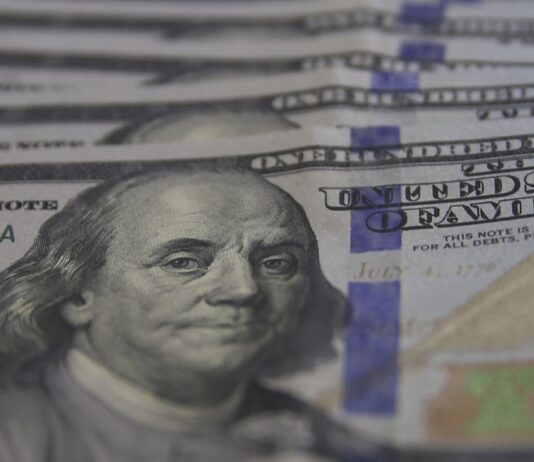China cria mecanismos financeiros na África para não depender de dólar