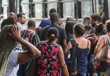 Desemprego mais longo cai 21,7% e é o menor já registrado pelo IBGE