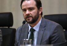 Classificar facções como terroristas gera risco ao pix, diz Durigan Classificar facções como terroristas gera risco ao pix, diz Durigan
