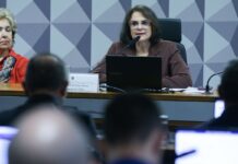 Senado suspende resolução que protegia crianças vítimas de estupros Senado suspende resolução que protegia crianças vítimas de estupros