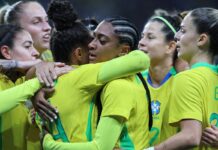 Seleção feminina encara Estados Unidos esta noite em São Paulo Seleção feminina encara Estados Unidos esta noite em São Paulo