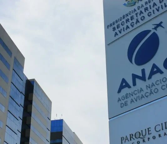 ANAC retoma 100% das ações de fiscalização e certificação ANAC retoma 100% das ações de fiscalização e certificação