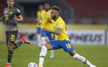 Brasil estreia hoje na Copa do Mundo enfrentando o Marrocos às 19h Brasil estreia hoje na Copa do Mundo enfrentando o Marrocos às 19h