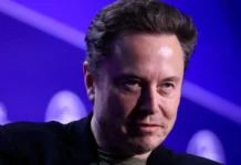 Elon Musk se torna o primeiro trilionário do mundo Elon Musk se torna o primeiro trilionário do mundo