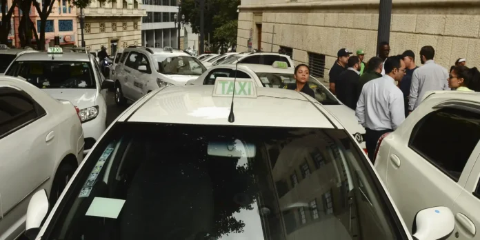 Move Brasil: BNDES inicia crédito para motoristas de app e Move Brasil: BNDES inicia crédito para motoristas de app e taxistas