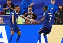 Depois de chuva e pausa, França de Mbappé não dá chances ao Iraque Depois de chuva e pausa, França de Mbappé não dá chances ao Iraque