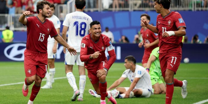 Cristiano Ronaldo faz dois gols e Portugal vence o Uzbequistão Cristiano Ronaldo faz dois gols e Portugal vence o Uzbequistão por 5x0