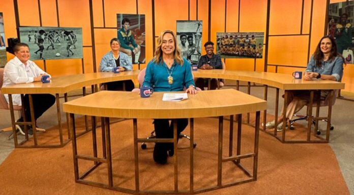 Sem Censura recebe pioneiras do futebol a um a 1 ano da Copa no Brasil Sem Censura recebe pioneiras do futebol a um a 1 ano da Copa no Brasil
