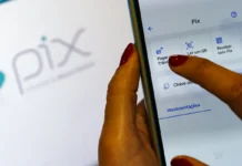 Celular responde por 80% das transações bancárias feitas no país Celular responde por 80% das transações bancárias feitas no país