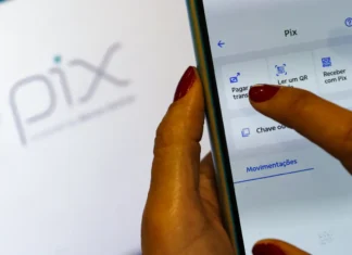 Celular responde por 80% das transações bancárias feitas no país Celular responde por 80% das transações bancárias feitas no país