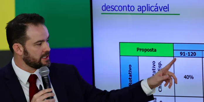 Novo Desenrola mira quem está com as contas em dia