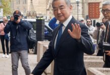 China defende soberania brasileira e propõe ampliar cooperação