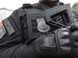 Polícia Civil Apreende Fuzil E 160 Kg De Cocaína Em Laboratório De Refino No Interior