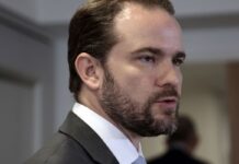 Novo Desenrola já beneficiou 6 milhões de pessoas, diz Dario Durigan